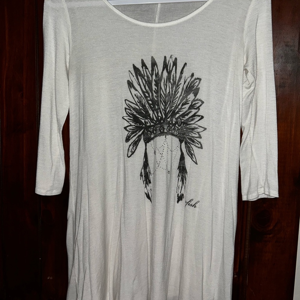 White 3/4 Sleeve Tunic with Feather Headdress Print